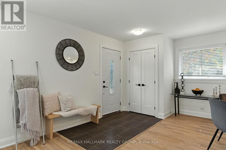 28828000/756-cummings-avenue/castle-heightsrideau-high/ottawa/ontario/K1K2L1_2