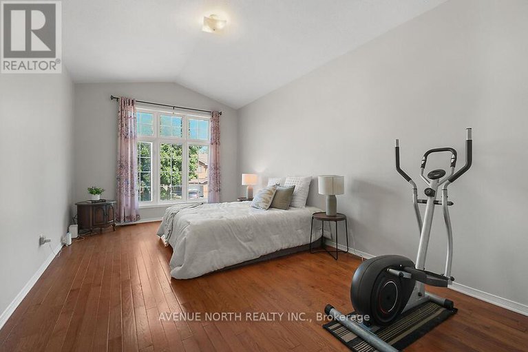 28782241/59-splinter-crescent/fairfield-heights/ottawa/ontario/K2B1B3_17
