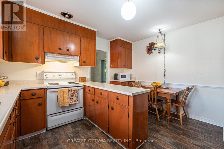 29002318/2200-flower-avenue/woodroffe/ottawa/ontario/K2B7A8_6