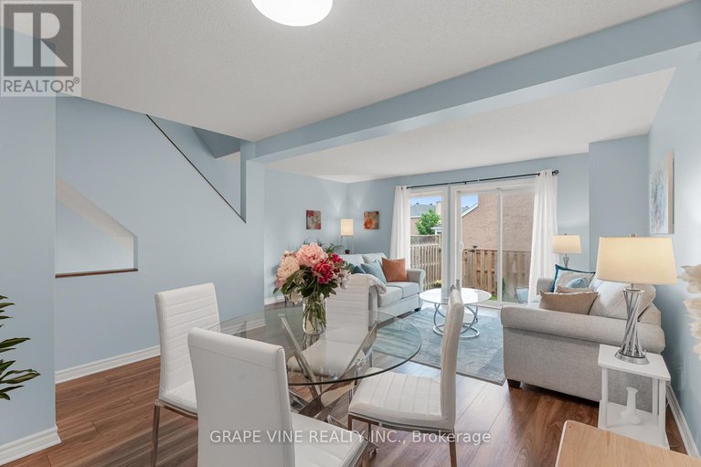 28499106/43-bentbrook-crescent/heritage-park/ottawa/ontario/K2J3Y1_16
