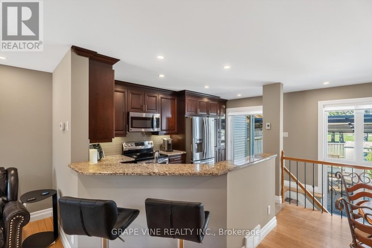 29672102/142-college-circle/castle-heights/ottawa/ontario/K1K4S1_11