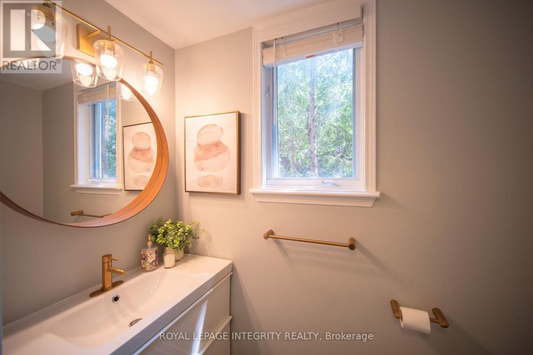 28938976/29-kettleby-street/beaverbrook/ottawa/ontario/K2K3C4_18