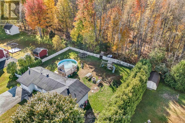 29017569/912-pattee-road-e/champlain-twp/champlain/ontario/K6A2R2_33