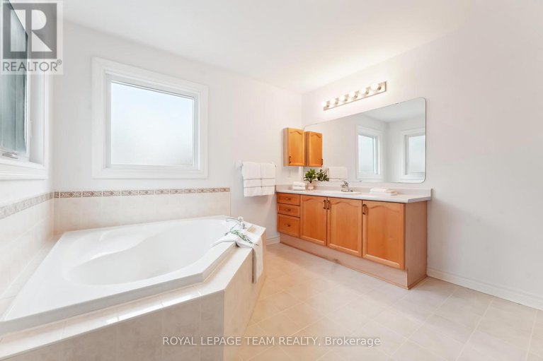 29042876/39-vermont-avenue/barrhaven-east/ottawa/ontario/K2G6M2_29