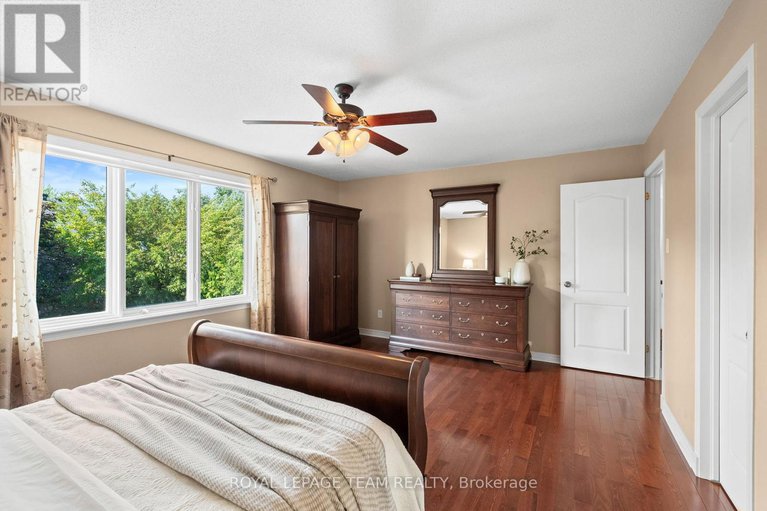 28577320/7-ash-valley-avenue/barrhaven-east/ottawa/ontario/K2G6V3_24