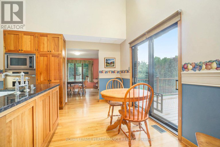 28361032/2411-overdale-drive/cumberland-ridge/ottawa/ontario/K4C1B8_11