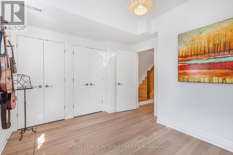 28878619/h-17-melrose-avenue-n/hintonburg/ottawa/ontario/K1Y1T8_24