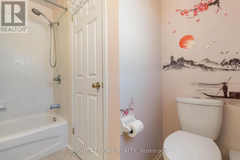 28479510/333-hillsboro-private/emerald-meadowstrailwest/ottawa/ontario/K2M3B2_22