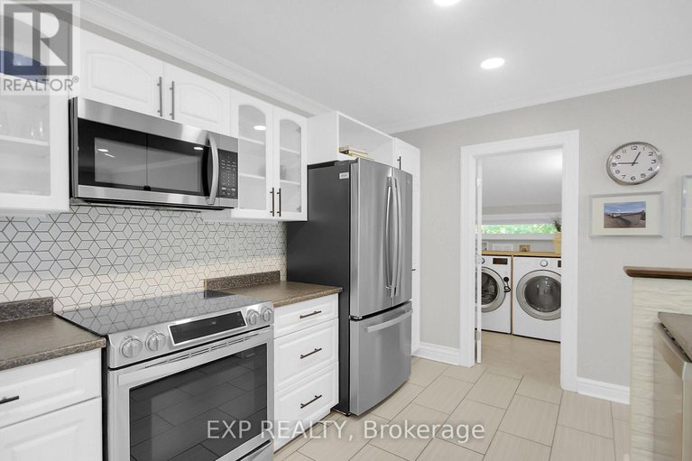 29216244/301-water-street/almonte/mississippi-mills/ontario/K0A1A0_18