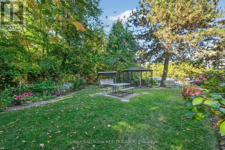 28942528/1207-80-sandcastle-drive/leslie-park/ottawa/ontario/K2H9E7_32