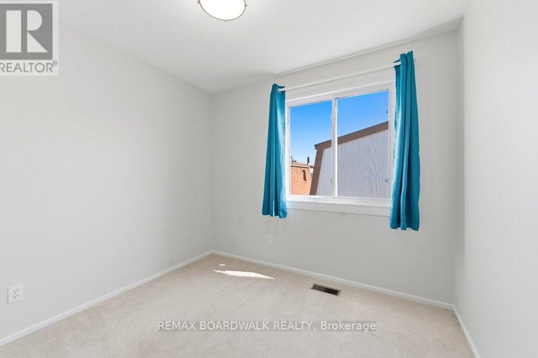 29640034/47-2210-loyola-avenue/beaconwood/ottawa/ontario/K1J8H5_22