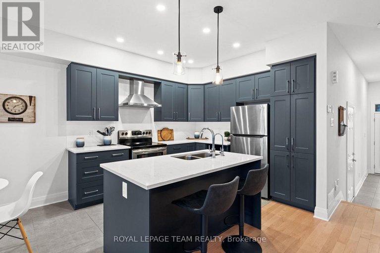 29618339/289-big-dipper-street/riverside-southgloucester-glen/ottawa/ontario/K4M0J2_10