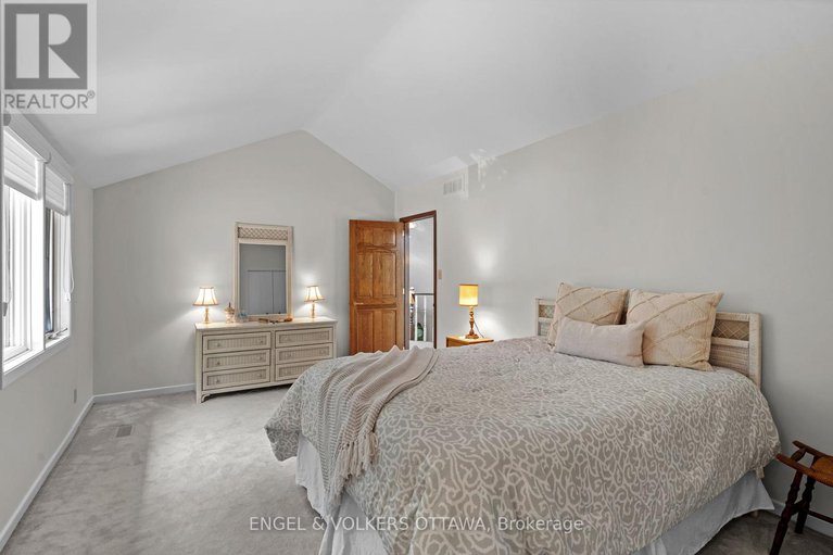 28072674/5468-torbolton-ridge-road/woodlawnmaclarens-landingkilmaurs/ottawa/ontario/K0A3M0_20
