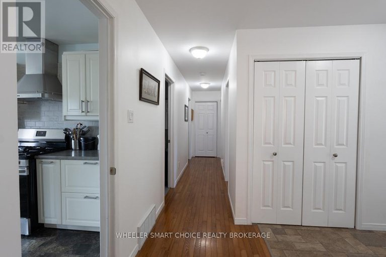 28858020/15206-colonial-drive/south-stormont-osnabruck-twp/south-stormont/ontario/K0C1M0_16