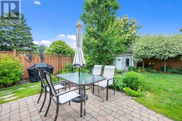 28785480/501-harrowsmith-way/fallingbrookgardenway-south/ottawa/ontario/K4A2Z2_33