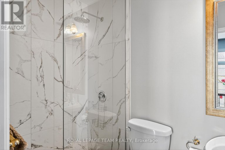 28984788/19-bittern-court/rockcliffe/ottawa/ontario/K1L8K9_24