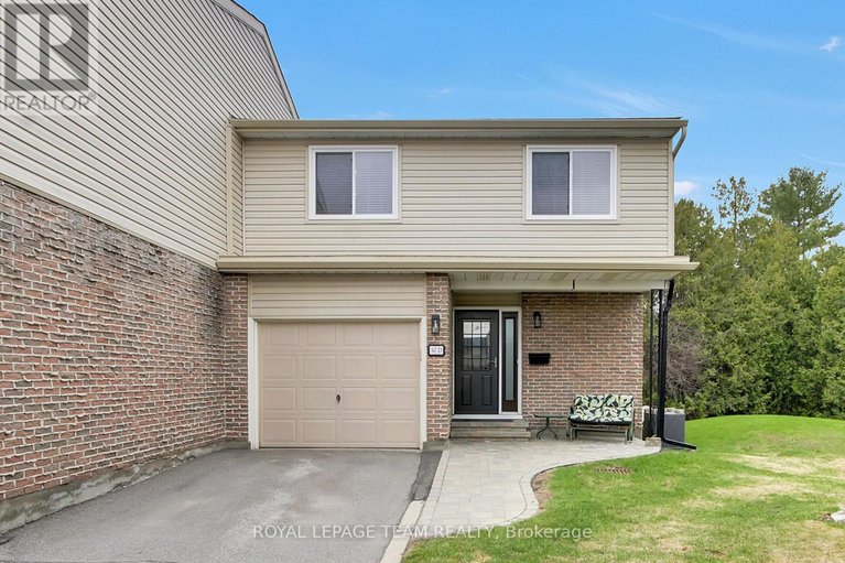 29645242/d-30-black-forest-lane/arbeatha-park/ottawa/ontario/K2H5C8_2