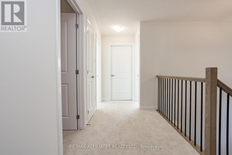 28880328/850-cappamore-drive/half-moon-bay/ottawa/ontario/K2C3H2_23