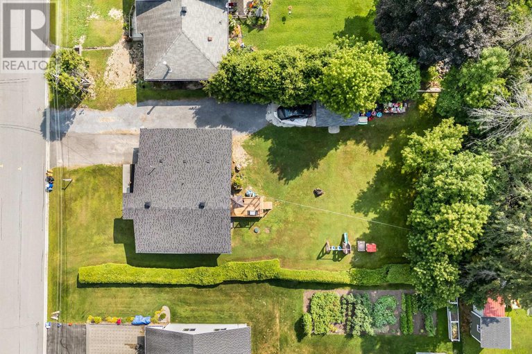 28753768/2250-lapointe-street/clarencerockland-twp/clarence-rockland/ontario/K0A1E0_33