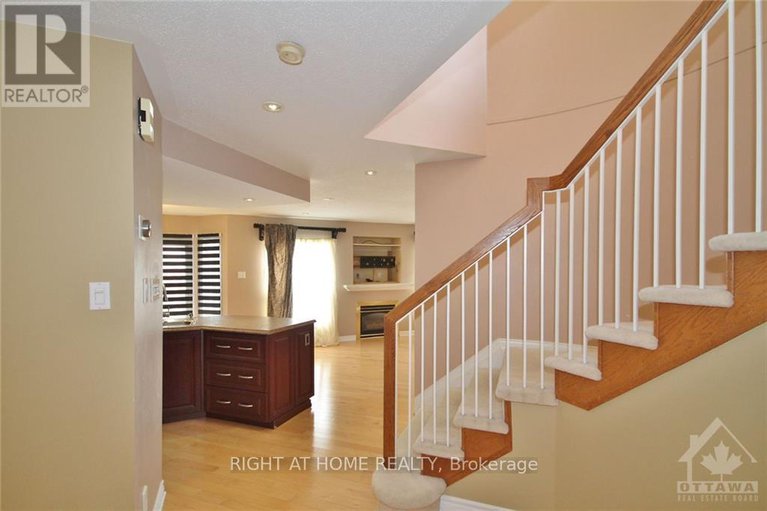 28194266/373-stoneway-drive/barrhaven-east/ottawa/ontario/K2G6G8_5