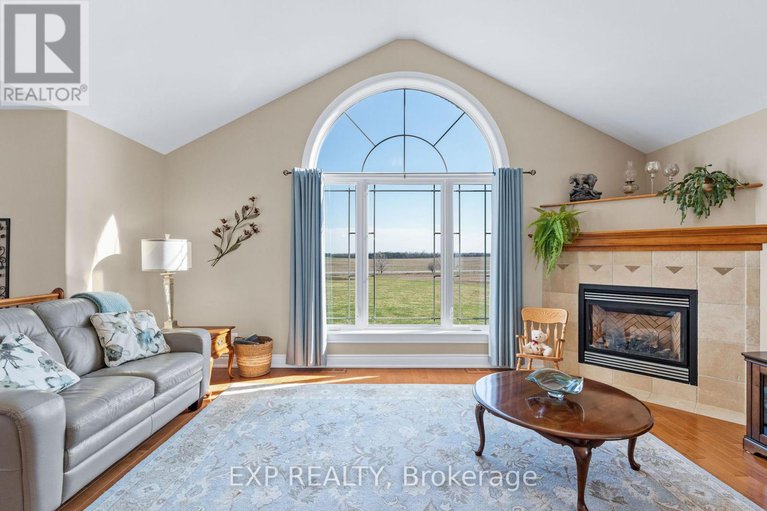 28552096/5940-brophy-drive/south-of-fallowfield-road/ottawa/ontario/K0A2Z0_31