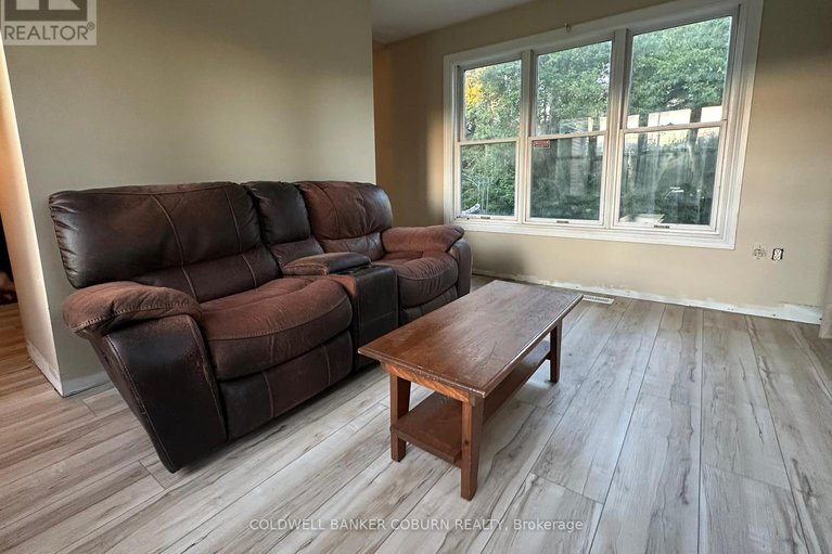 28643136/45-main-street/north-grenville-twp-kemptville-south/north-grenville/ontario/K0G1T0_13
