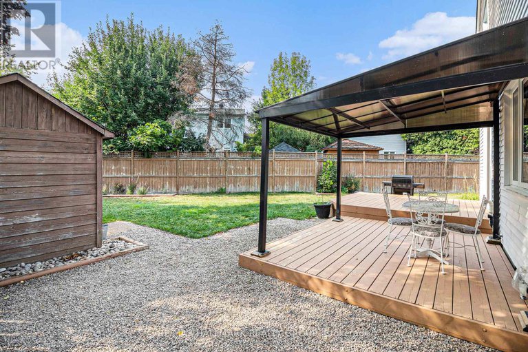 29407943/270-mceachern-crescent/bilberry-creekqueenswood-heights/ottawa/ontario/K1E3K5_32