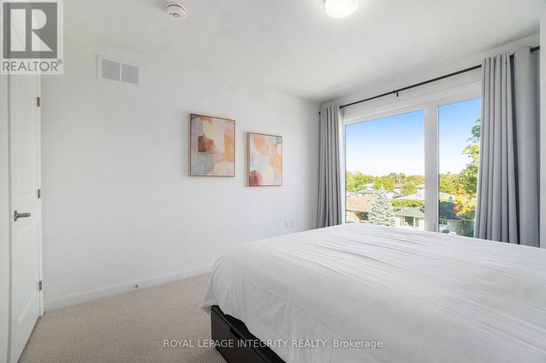 28879505/2704-draper-avenue/redwood-park/ottawa/ontario/K2H0C4_19