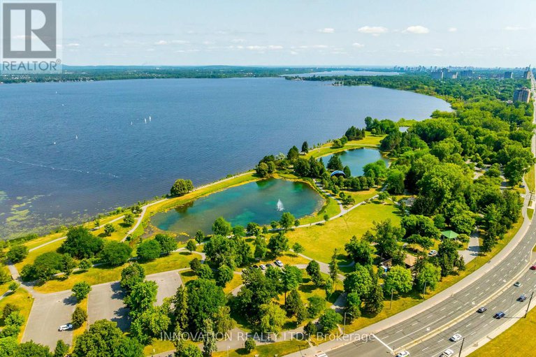 29442660/224-12-corkstown-road/lakeview-park/ottawa/ontario/K2H5B3_35