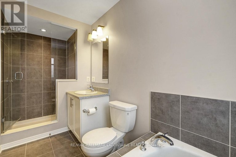 29501569/381-sweetflag-street/longfields/ottawa/ontario/K2J5Y7_26