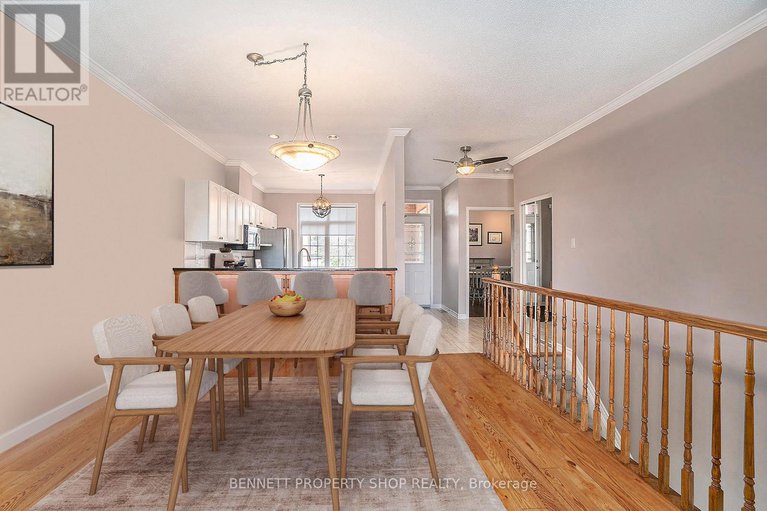 28438750/55-eileen-crescent/stittsville-central/ottawa/ontario/K2S1X2_9