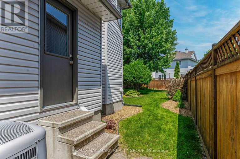 28569387/804-adencliffe-drive/fallingbrookridgemount/ottawa/ontario/K4A3E4_26