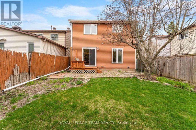 28234836/107-melanie-crescent/glencairnhazeldean/ottawa/ontario/K2L2E4_9