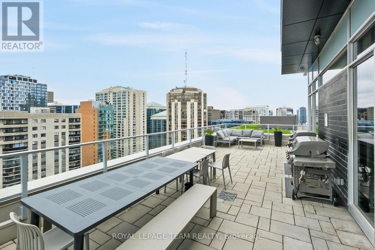 29401290/909-255-bay-street-e/ottawa-centre/ottawa/ontario/K1R0C5_36