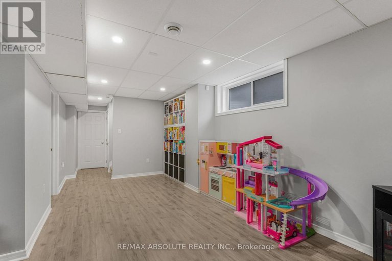 29664919/229-mica-crescent/town-of-rockland/clarence-rockland/ontario/K4K0E3_27