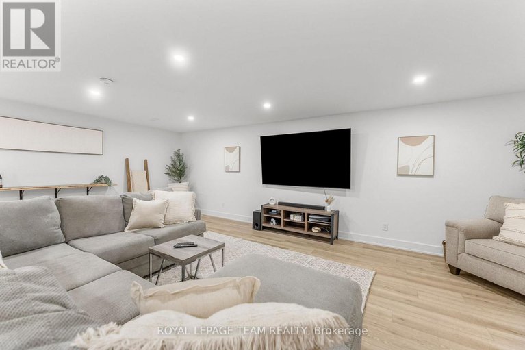 28913282/108-royal-troon-lane/dunrobin-shores/ottawa/ontario/K0A1T0_35