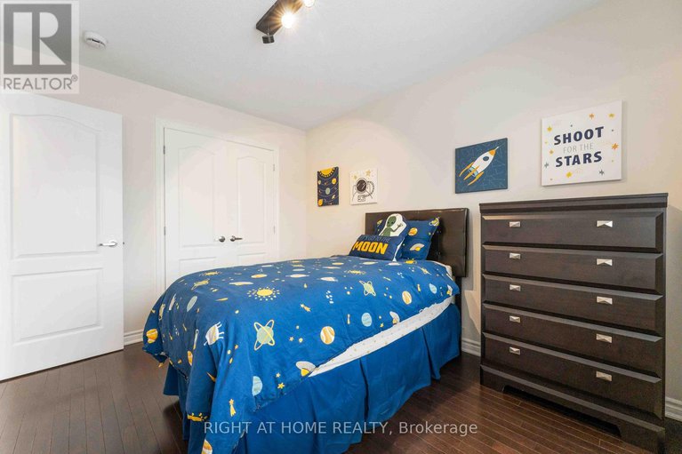 29150874/369-autumnfield-street/emerald-meadowstrailwest/ottawa/ontario/K2M0J6_29