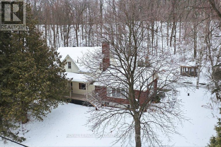 29219287/1814-old-montreal-road/cumberland-ridge/ottawa/ontario/K4C1G8_1