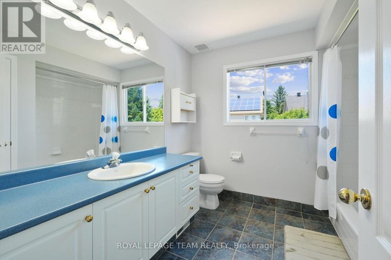 28637623/20-renshaw-avenue/stittsville-central/ottawa/ontario/K2S1G9_41