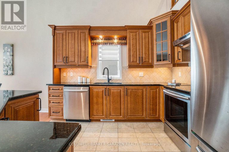 28981674/221-madhu-crescent/mooneys-bay/ottawa/ontario/K2C4J2_10