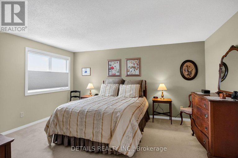 29659274/6105-lariviere-crescent/orleans-village/ottawa/ontario/K1W1C6_21