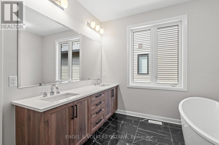 28326544/119-darleux-place/mahogany-community/ottawa/ontario/K4M0M7_18