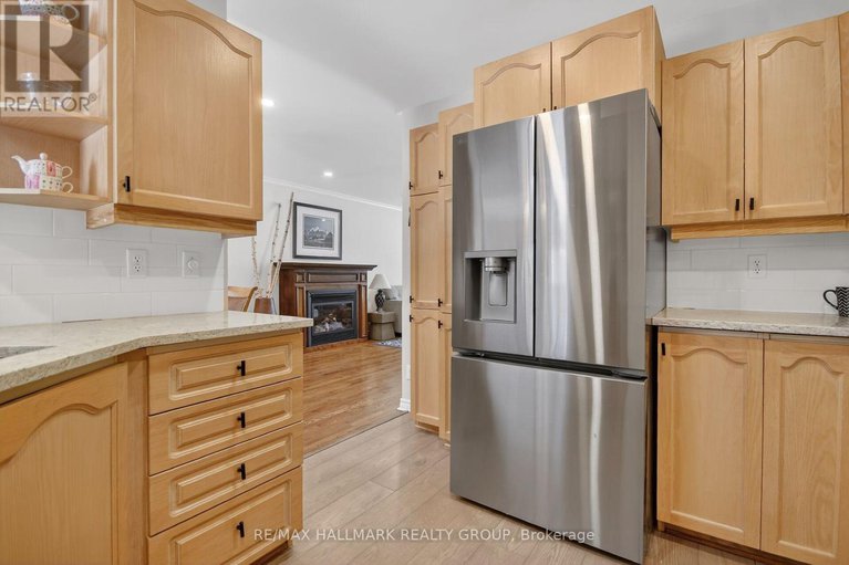 29439809/129-mockingbird-lane/beckwith-twp/beckwith/ontario/K0A1B0_17