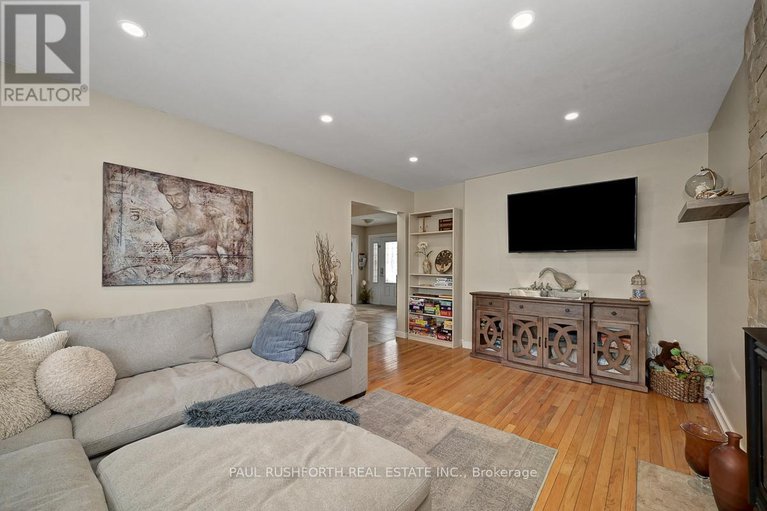 29407561/6192-voyageur-drive/convent-glen/ottawa/ontario/K1C2W3_7