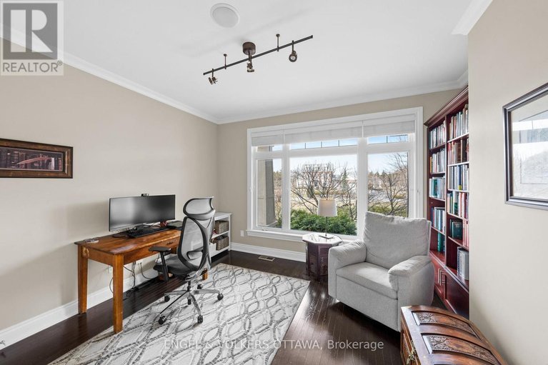 29591941/5796-longhearth-way/manotick-east-to-manotick-station/ottawa/ontario/K4M1M1_22