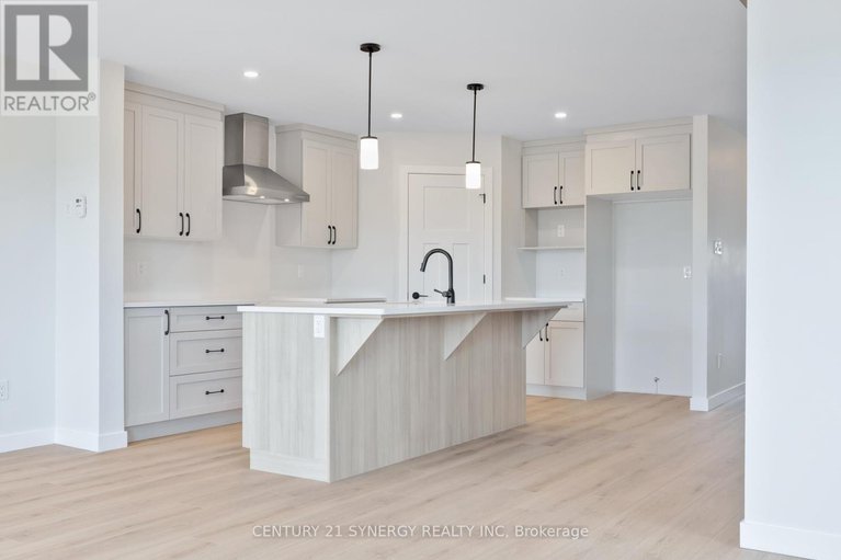28644848/17-helen-street/north-stormont-finch-twp/north-stormont/ontario/K0A1R0_11