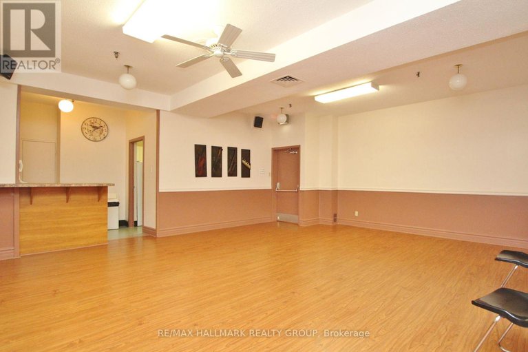 28316774/307-1485-baseline-road/copeland-park/ottawa/ontario/K2C3L8_43