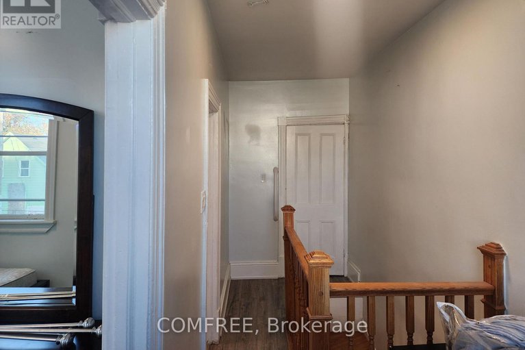 28963681/274-bell-street-s/west-centre-town/ottawa/ontario/K1S4J8_14
