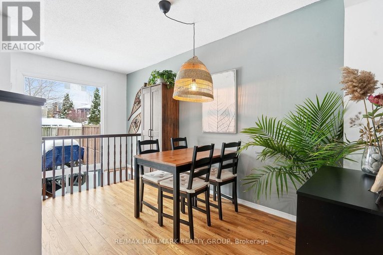 29236734/480-wincanton-drive/chatelaine-village/ottawa/ontario/K4A3Y1_14