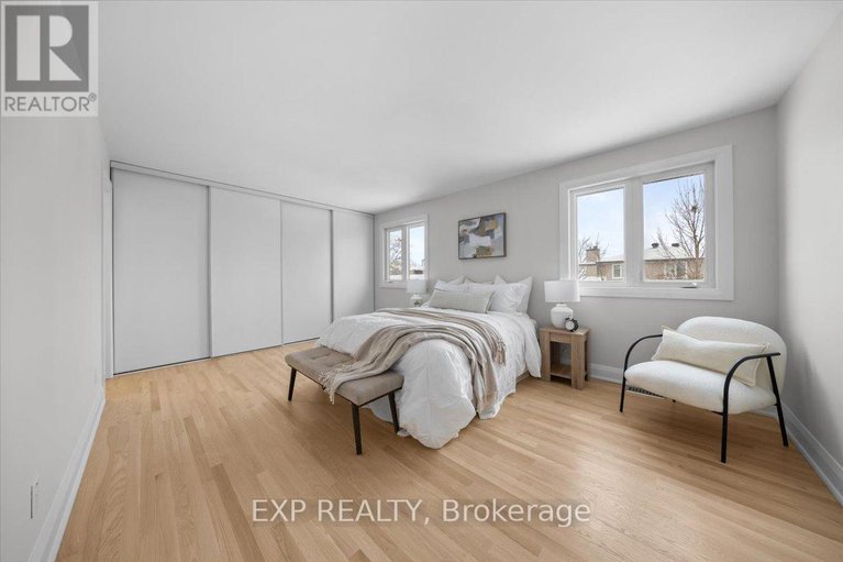 29294454/18-ivylea-street/craig-henrywoodvale/ottawa/ontario/K2G4X5_19